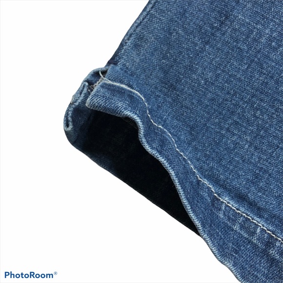 Calvin Klein Jeans High Rise Stretch Cropped Jeans - Picture 9 of 16